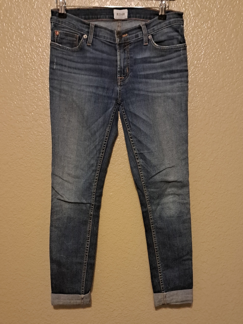 Hudson Mid-Rise Slim Jeans in Blue. Size 27.